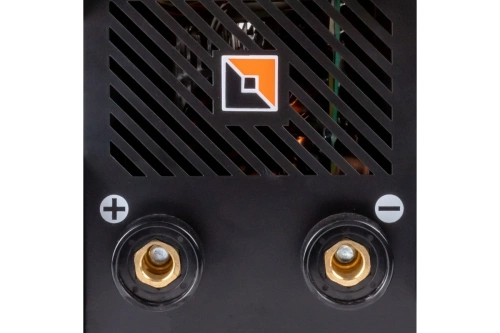 Аппарат сварочный Foxweld UNO MMA 200 SYN (220В, 20-200А, d электрода 5мм) фото 8 Аппарат сварочный Foxweld UNO MMA 200 SYN (220В, 20-200А, d электрода 5мм) фото 8